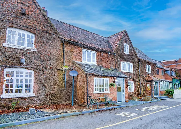 Warwickshire Park Hotel Kenilworth By Belvilla